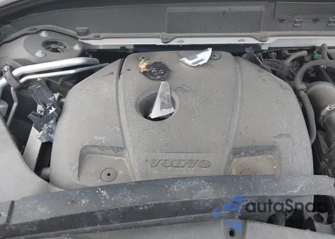 2019 Volvo Xc60 T5 Momentum из США, поврежденный, VIN LYV102RK3KB238662